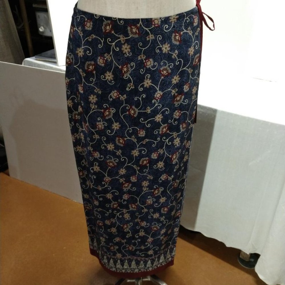 Liz Claiborne Long Maxi Floral Silk Skirt - Size 12